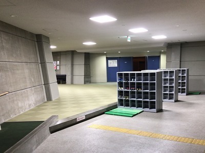 H300308b.jpg